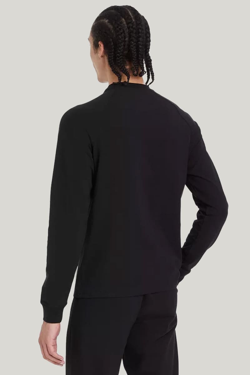 Black Round Neck Short Sleeved Bamboo Fiber Tops  With Outer Stitching