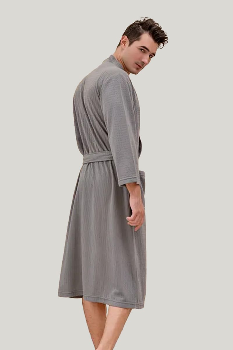 Elegant Men'S Bamboo Fiber Bathrobe, Comfortable And Breathable 3/4 Sleeve Sleepwear With Pockets