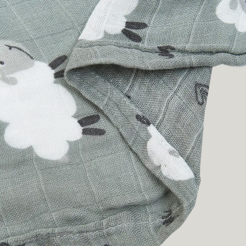 Skin-Friendly Breathable Newborn Blanket Swaddle Cotton Comfy Muslin Wraps Custom With Sheep Pattern