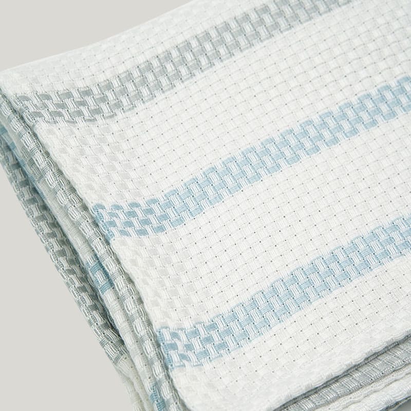 Comfortable And Breathable Waffle Throw Blankets-2411820020